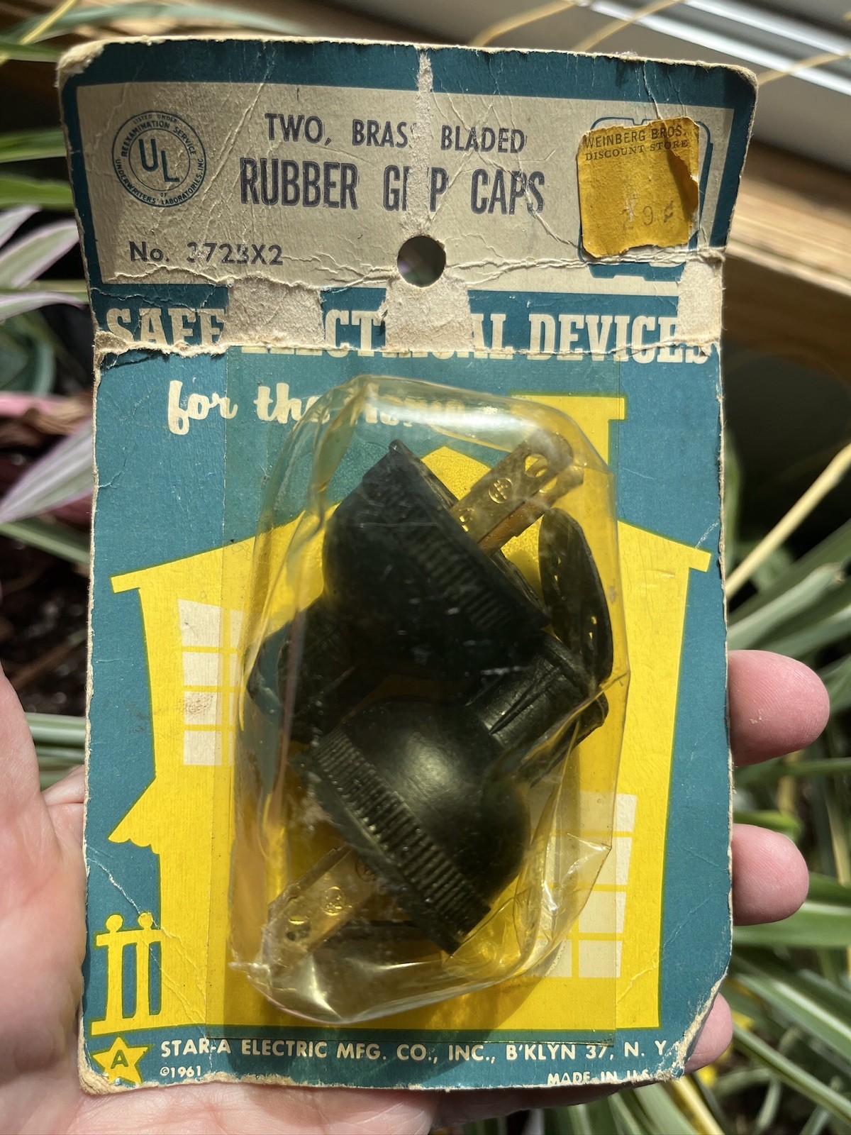 Vtg 1961 Star-A Electric Mfg Co Rubber Grip Electrical Caps NIP MCM  *READ*