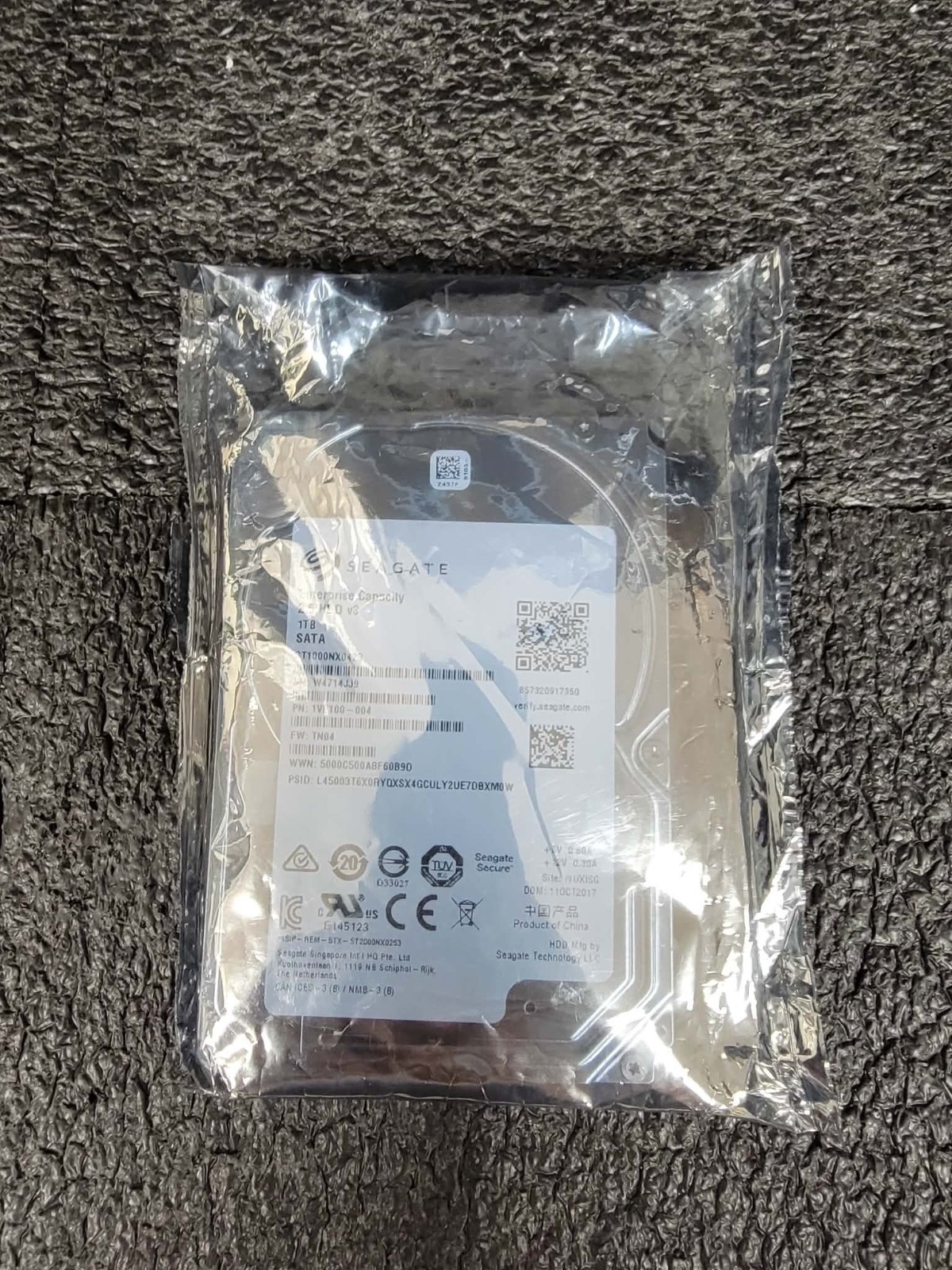 Seagate 1VE100-004 ST1000NX0423 1TB 7.2K RPM 128MB 6 Gbps 512N SATA 2.5