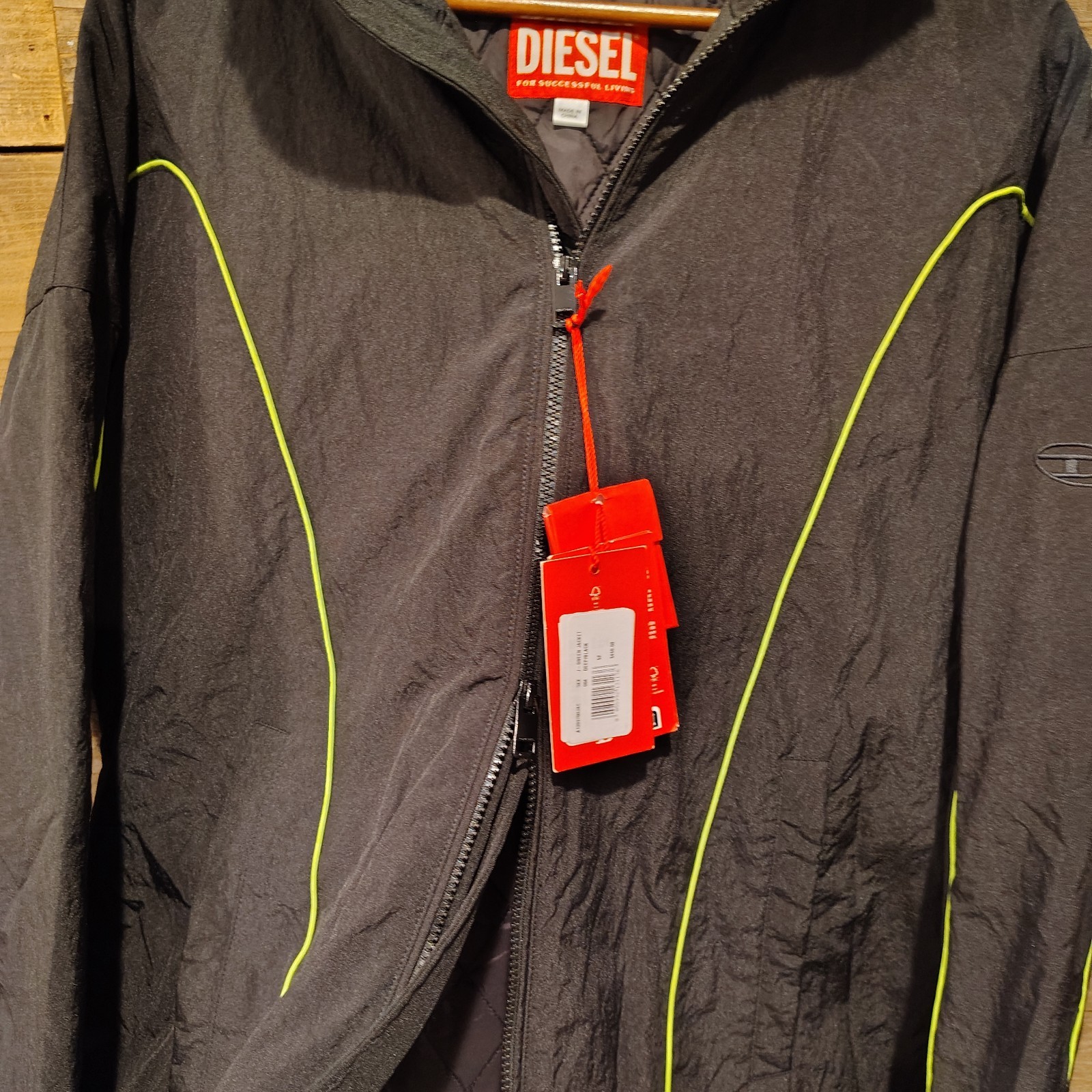 DIESEL Size: 52 Black A120970HJAE Men NWT 90\'s Look Parka Snow Jacket DIESEL Size: 52 Black A120970HJAE Men NWT 90\'s Look Parka Snow Jacket