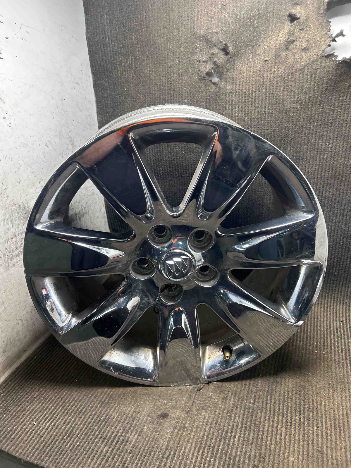 Fits 2010-2013 Buick Lacrosse 18x8in Wheel/Rim OEM:09598631