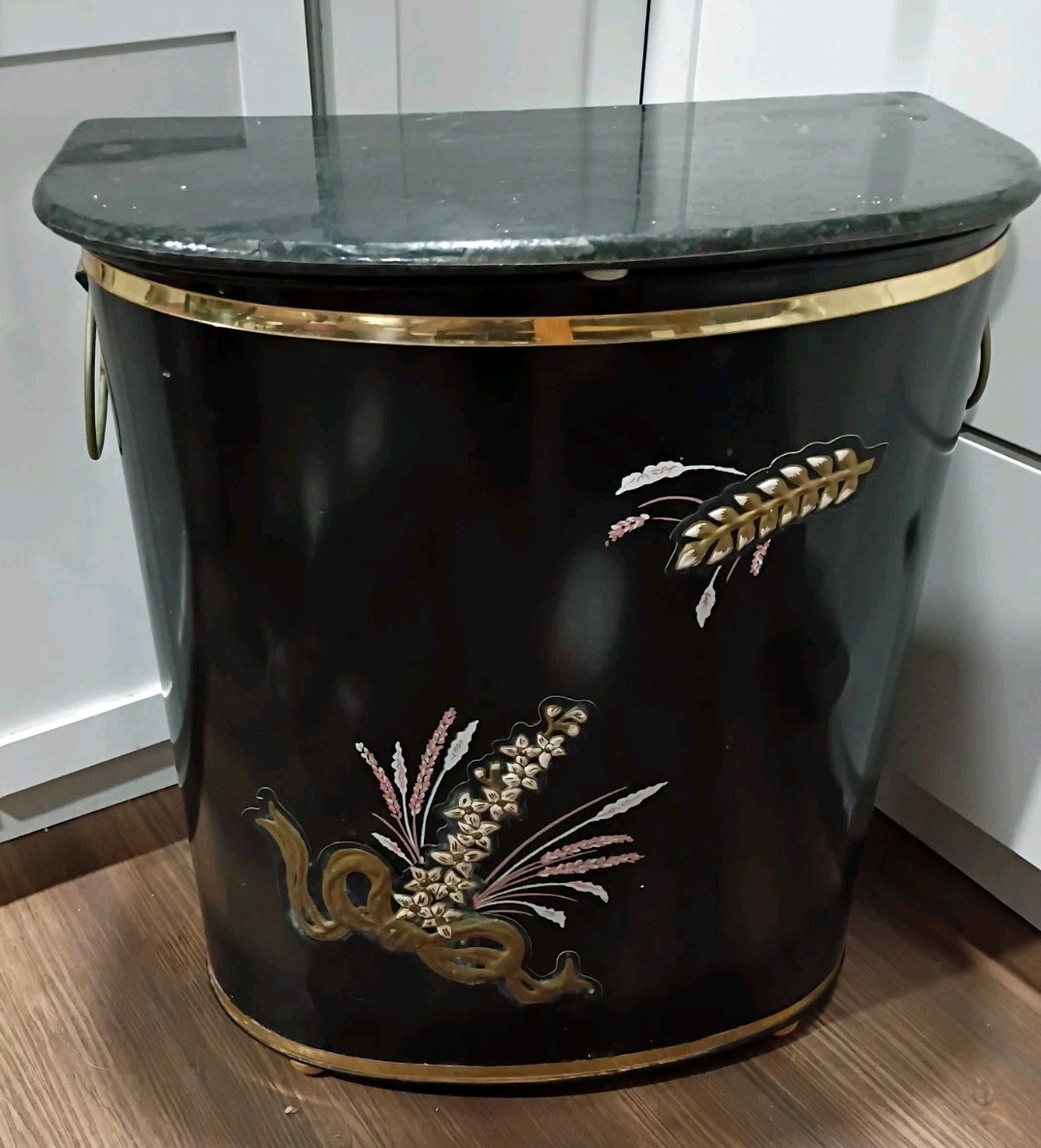 VTG DETECTO Mid Century Modern 50’s Decal Floral Metal Laundry Hamper Black/Gold VTG DETECTO Mid Century Modern 50’s Decal Floral Metal Laundry Hamper Black/Gold