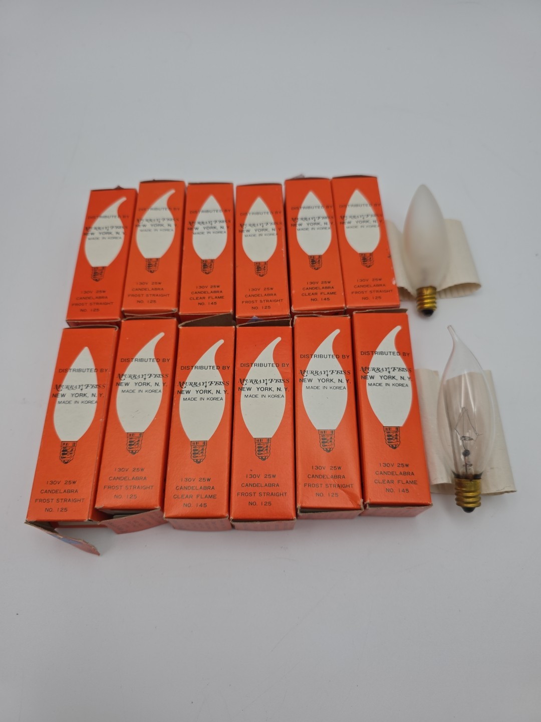 VTG Murray Feiss Lot Of 12 Caldelabra 130v 25w Frost & Clear No. 125 Light Bulbs