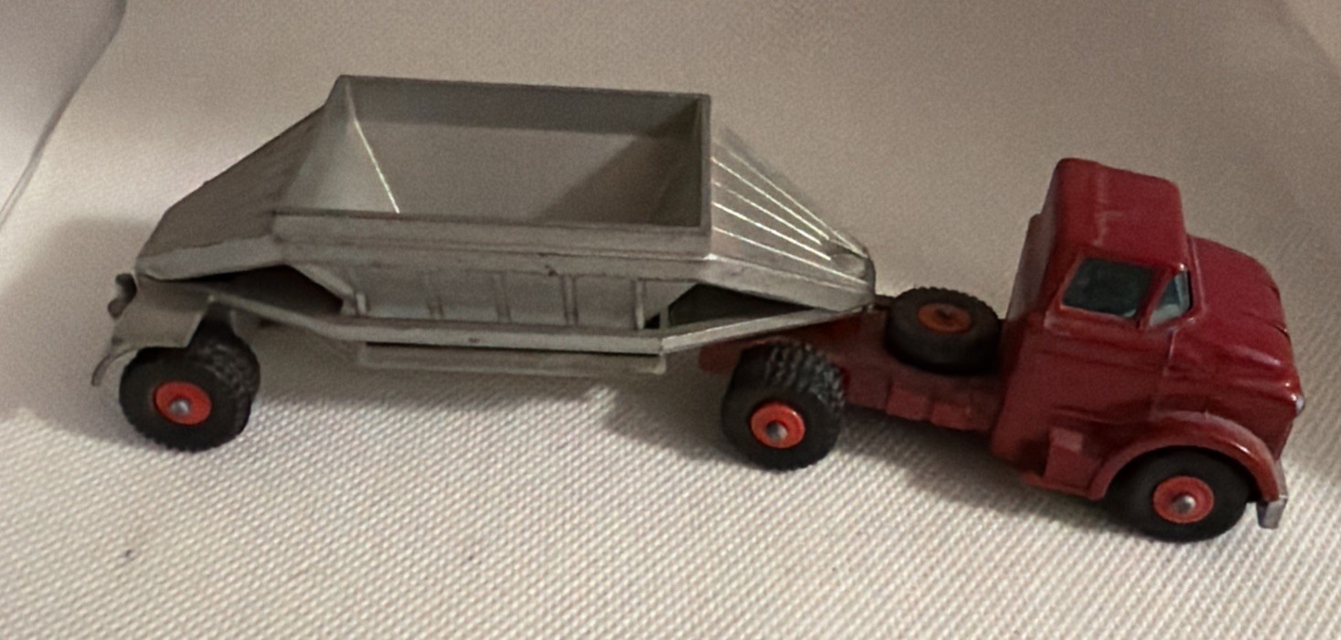 Vintage Matchbox Lesney Major Pack No M-4 Fruehauf Hopper Train