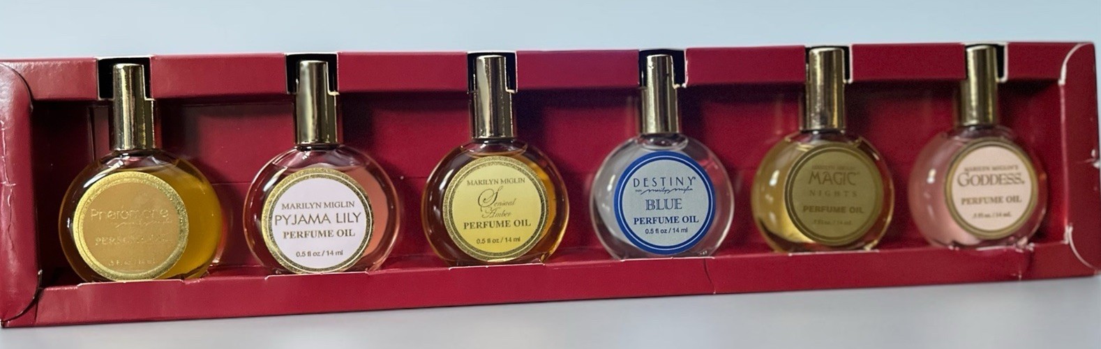 Vintage Marilyn Miglin Parfum Oil Collection Perfume Set Of 6 - 0.5oz NEW Vintage Marilyn Miglin Parfum Oil Collection Perfume Set Of 6 - 0.5oz NEW