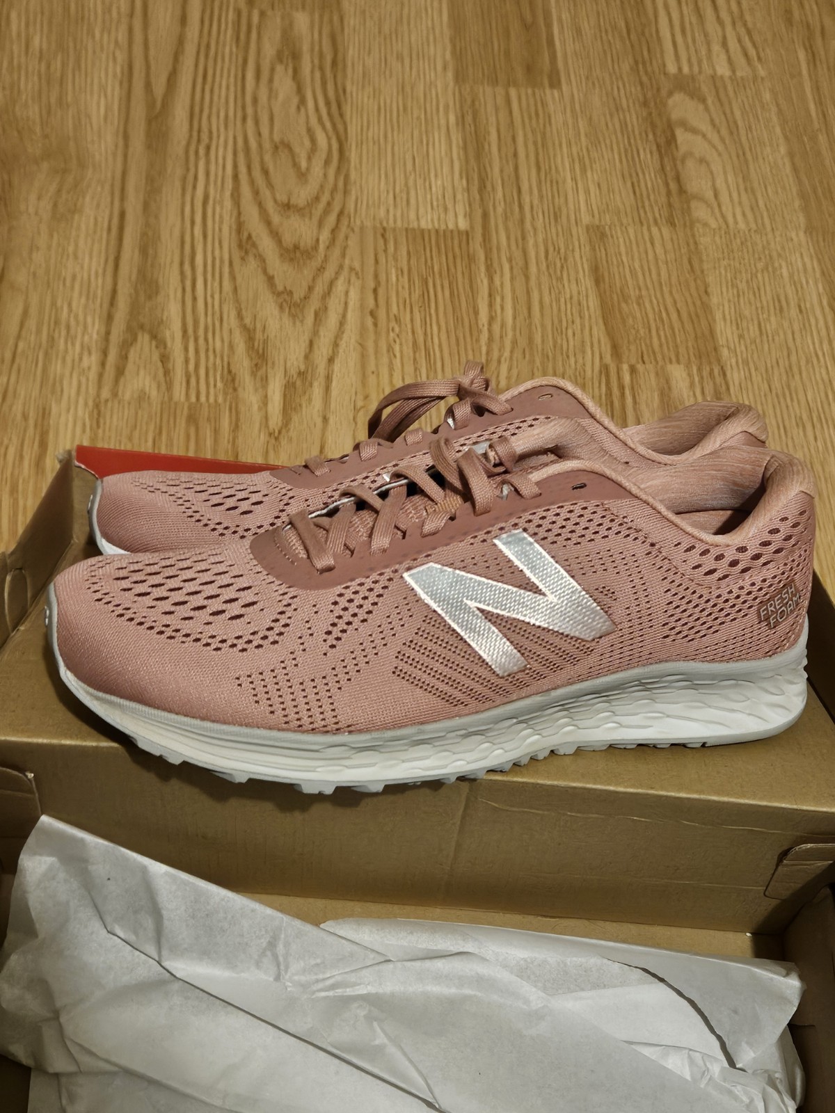 New Balance Arishi Fresh Foam Women’s Size 9 Pink