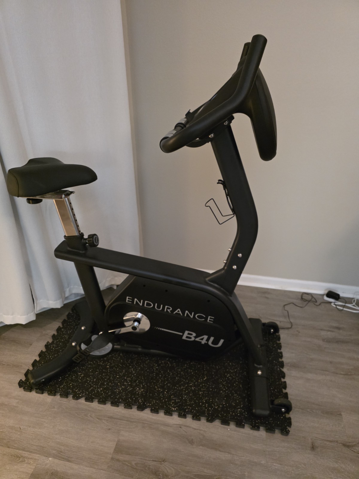 Endurance B4U Upright Exercise Bike LCD Display Heart Rate Monitor Black Endurance B4U Upright Exercise Bike LCD Display Heart Rate Monitor Black