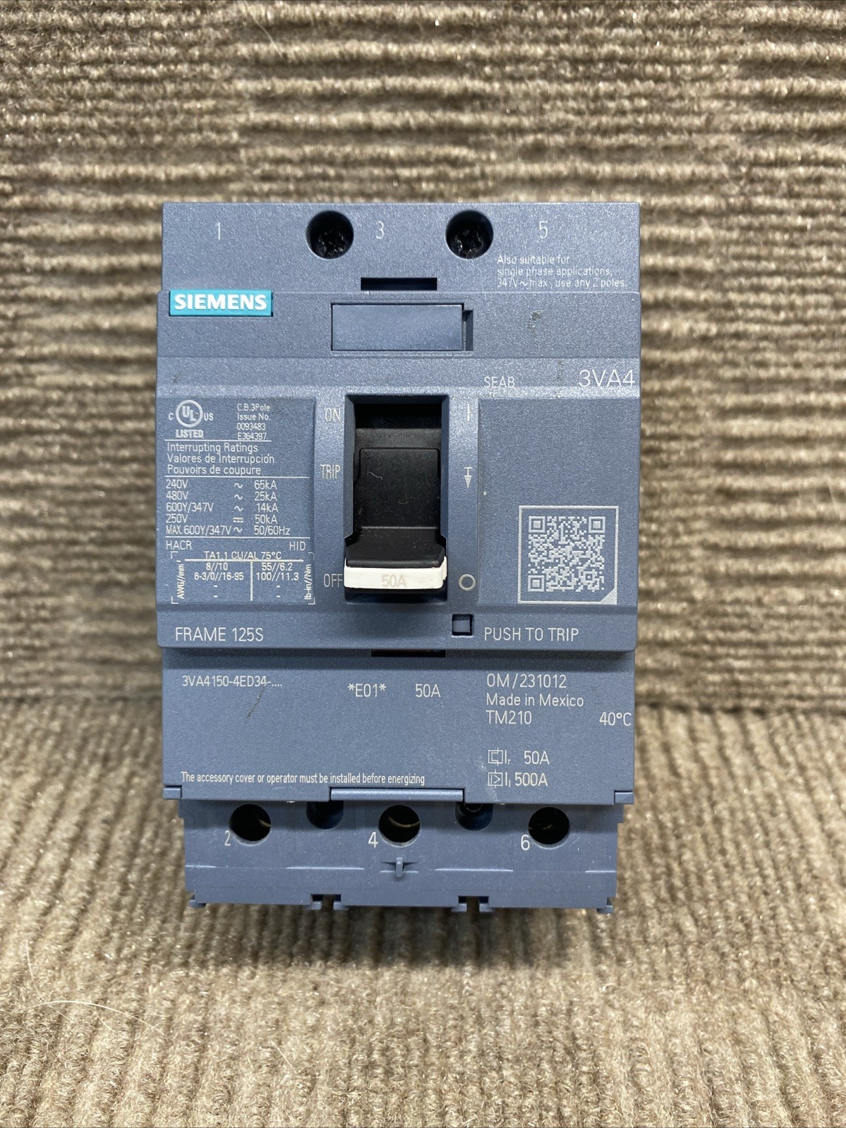 Siemens 3VA4150-4ED34-0AA0 Circuit Breaker 50A 3P 600V Bolt On 50 Amp 3Pole D90 Siemens 3VA4150-4ED34-0AA0 Circuit Breaker 50A 3P 600V Bolt On 50 Amp 3Pole D90