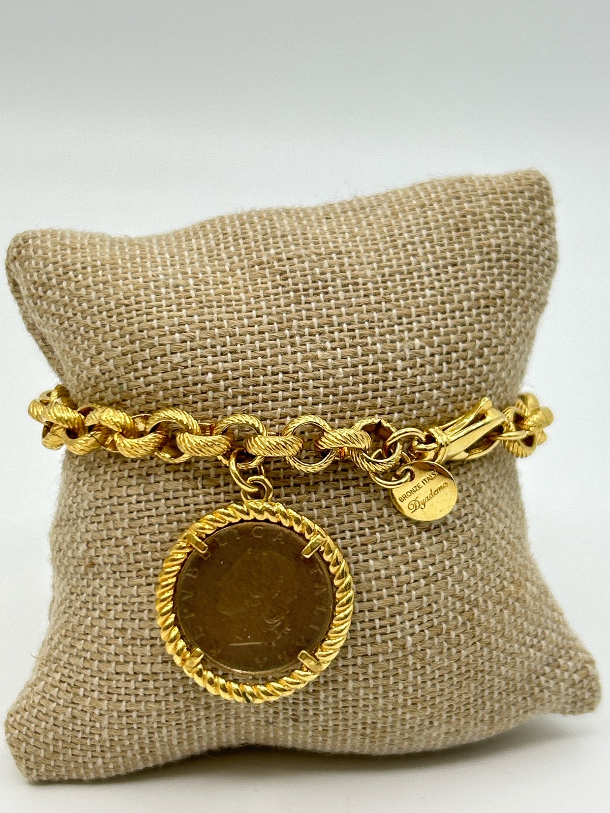 Dyadema Italian Made Coin Charm Rolo Chain Gold Tone Women Classic Bracelet