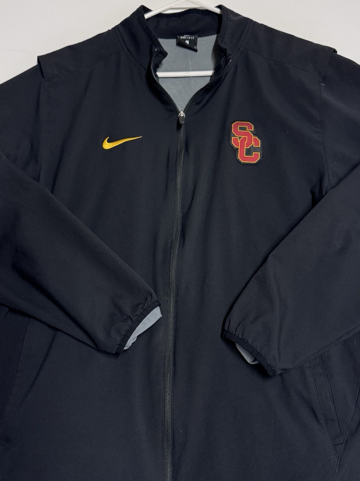 Nike USC Trojans Dri-FIT 1/4 Zip Pull Jacket Men’s Large Black Nike USC Trojans Dri-FIT 1/4 Zip Pull Jacket Men’s Large Black