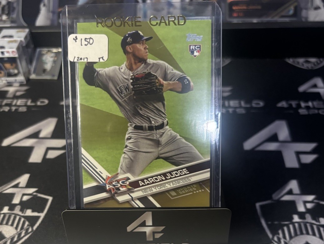 2017 Aaron Judge Topps Rookie Card Gold /2017 2017 Aaron Judge Topps Rookie Card Gold /2017