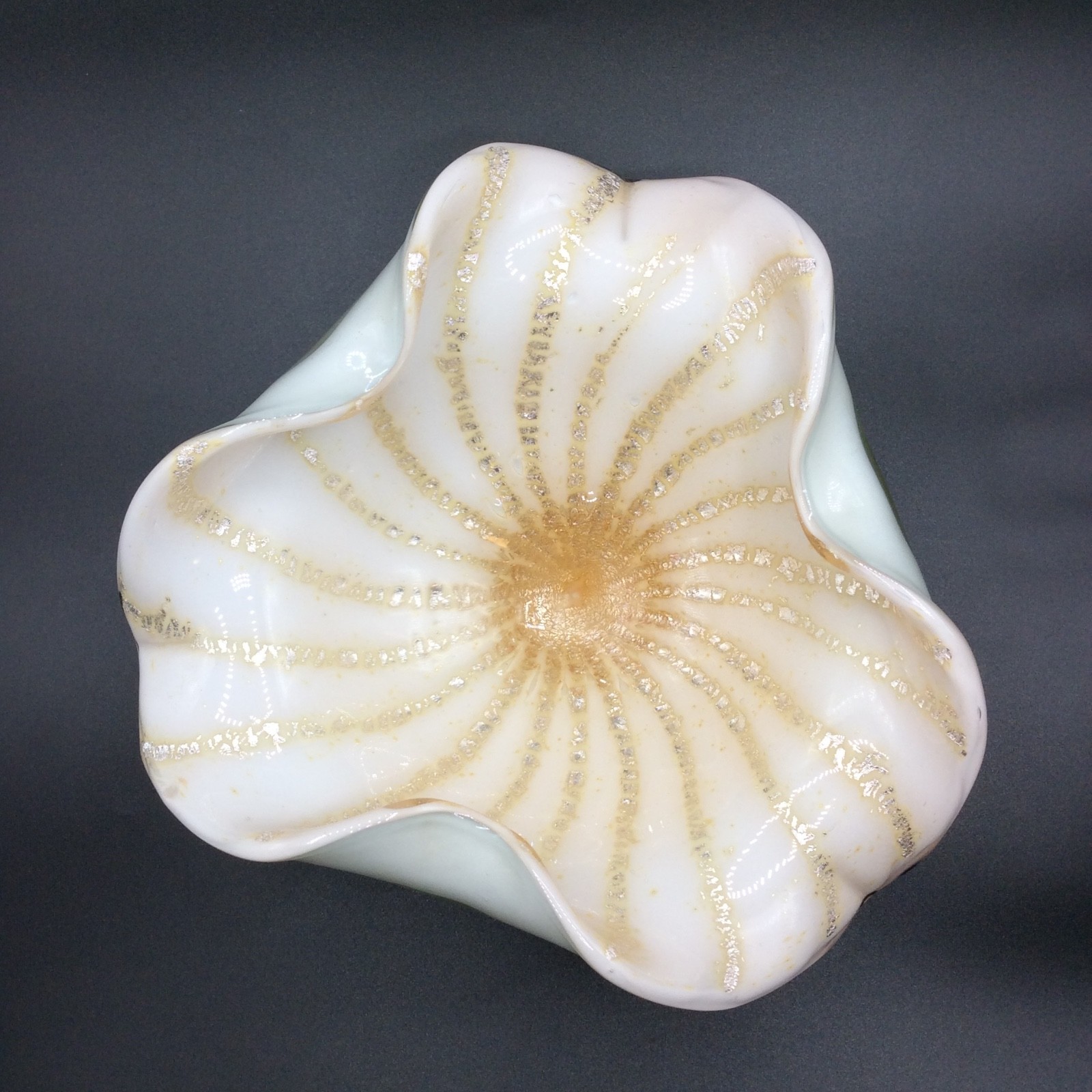 Vintage Murano Art Glass Bowl Cream with Gold Fleck Aventurine