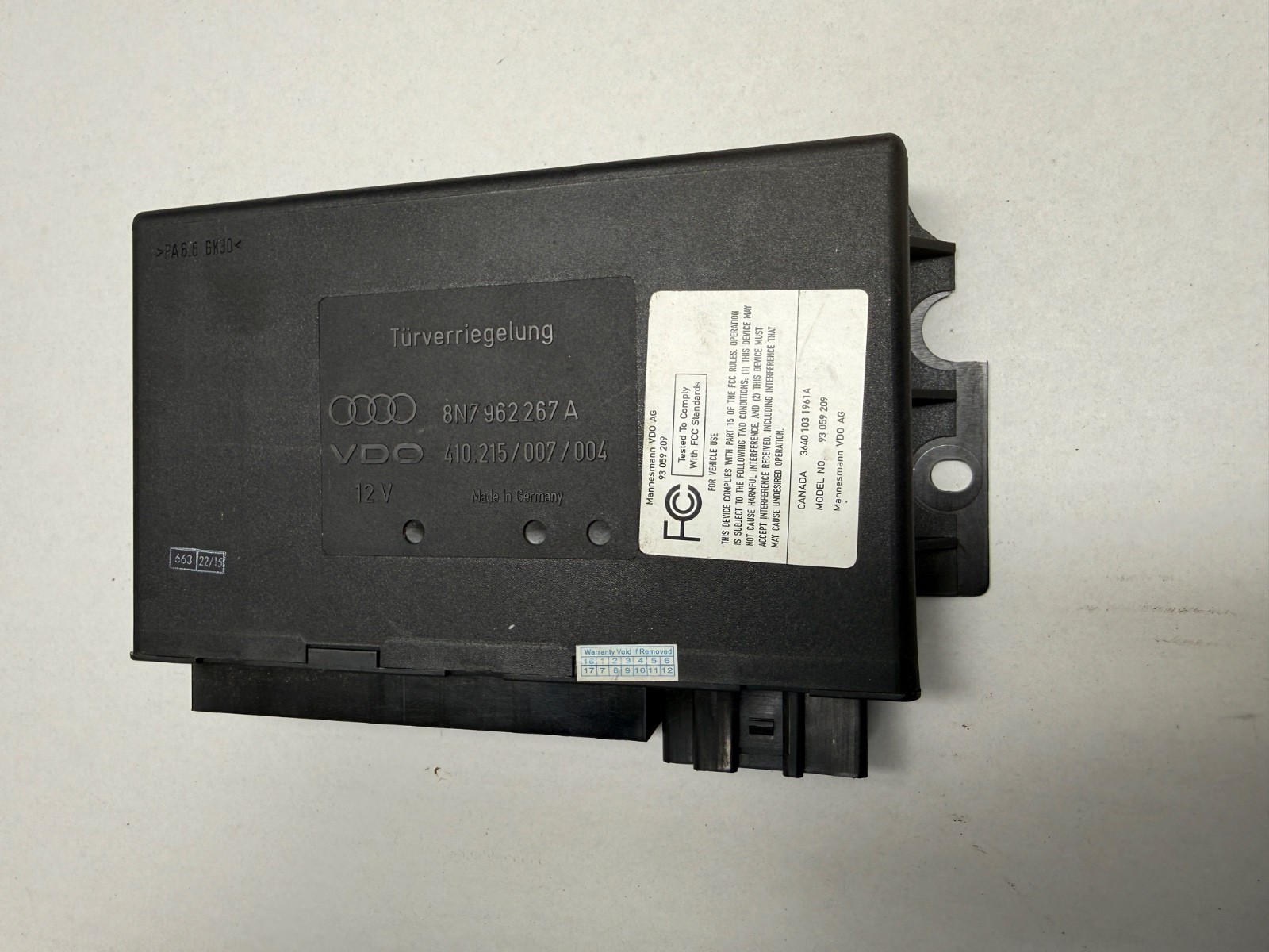 Audi TT 2001 - 2005 Convertible CCM Comfort Control Module Anti Theft 8N7962267A Audi TT 2001 - 2005 Convertible CCM Comfort Control Module Anti Theft 8N7962267A