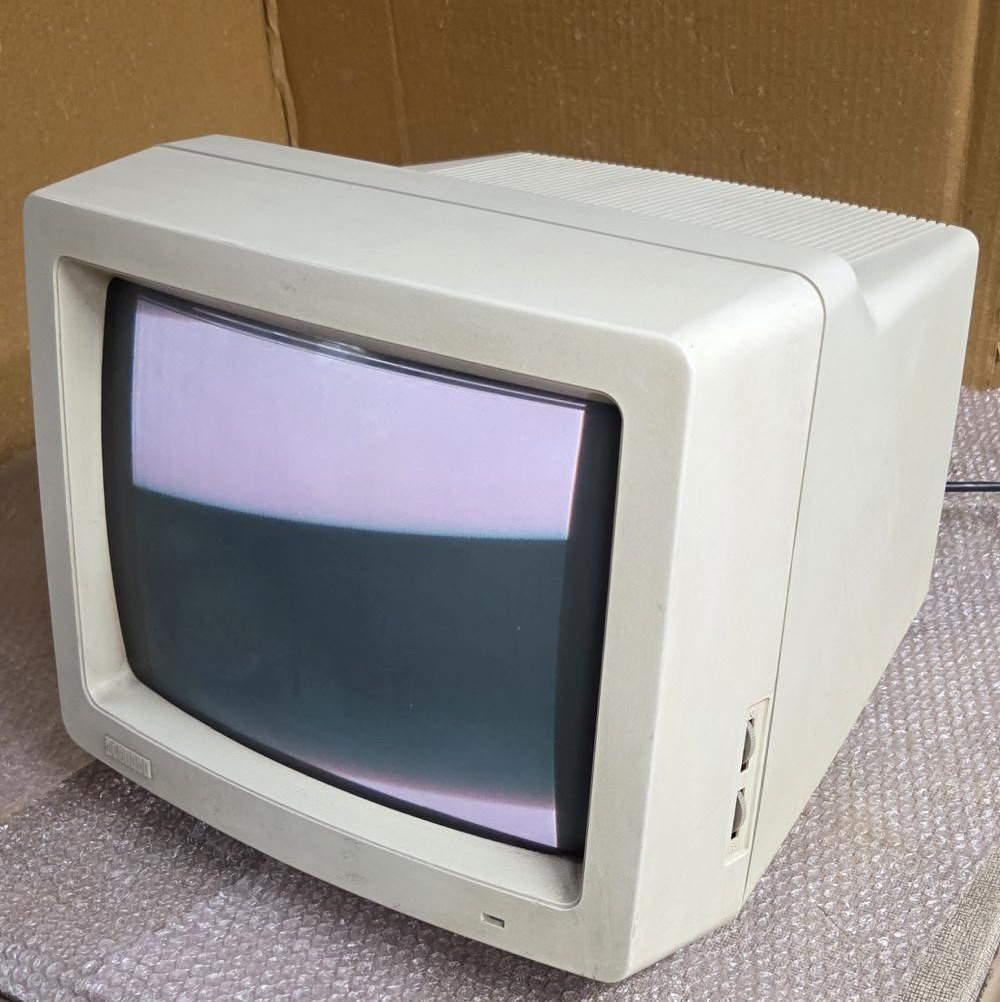 1984 Digital VR241-A color CRT monitor, powers on, DEC Rainbow or terminal