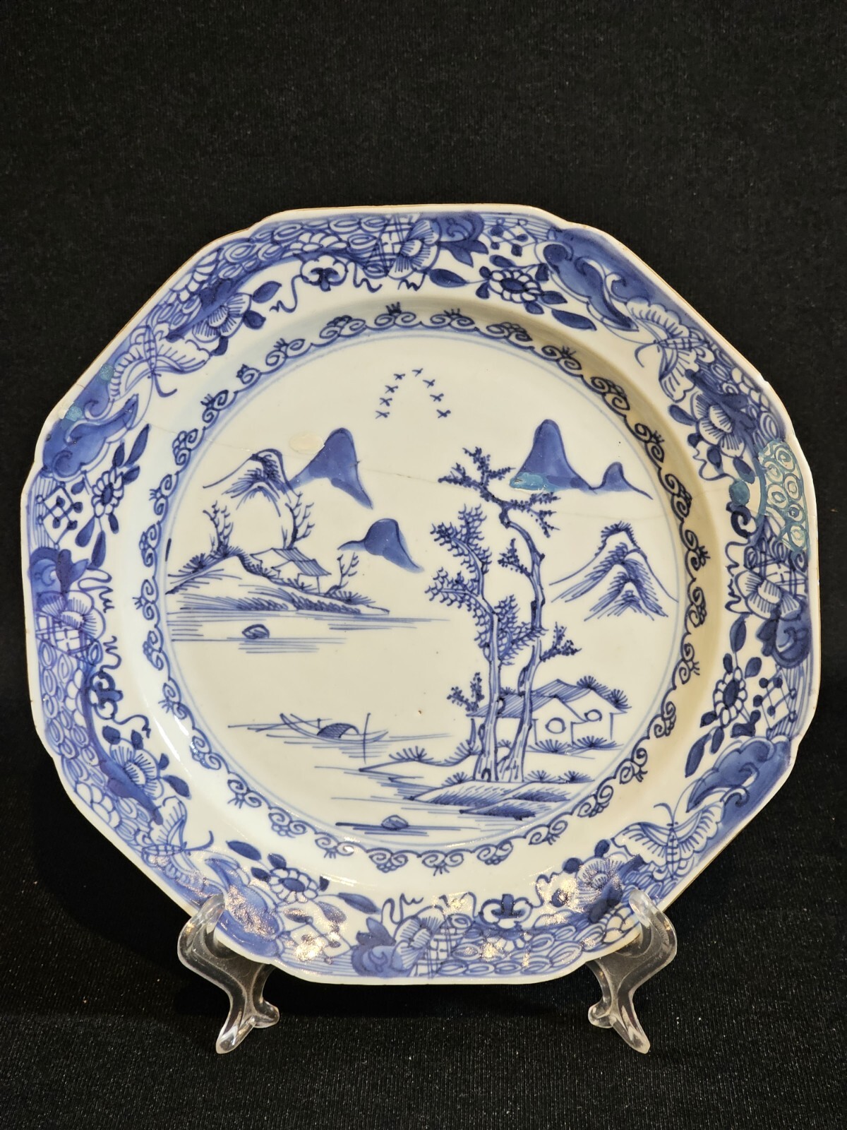 An 18thc Octagonal Shaped Chinese Export blue and White Plate, Hand Painted An 18thc Octagonal Shaped Chinese Export blue and White Plate, Hand Painted