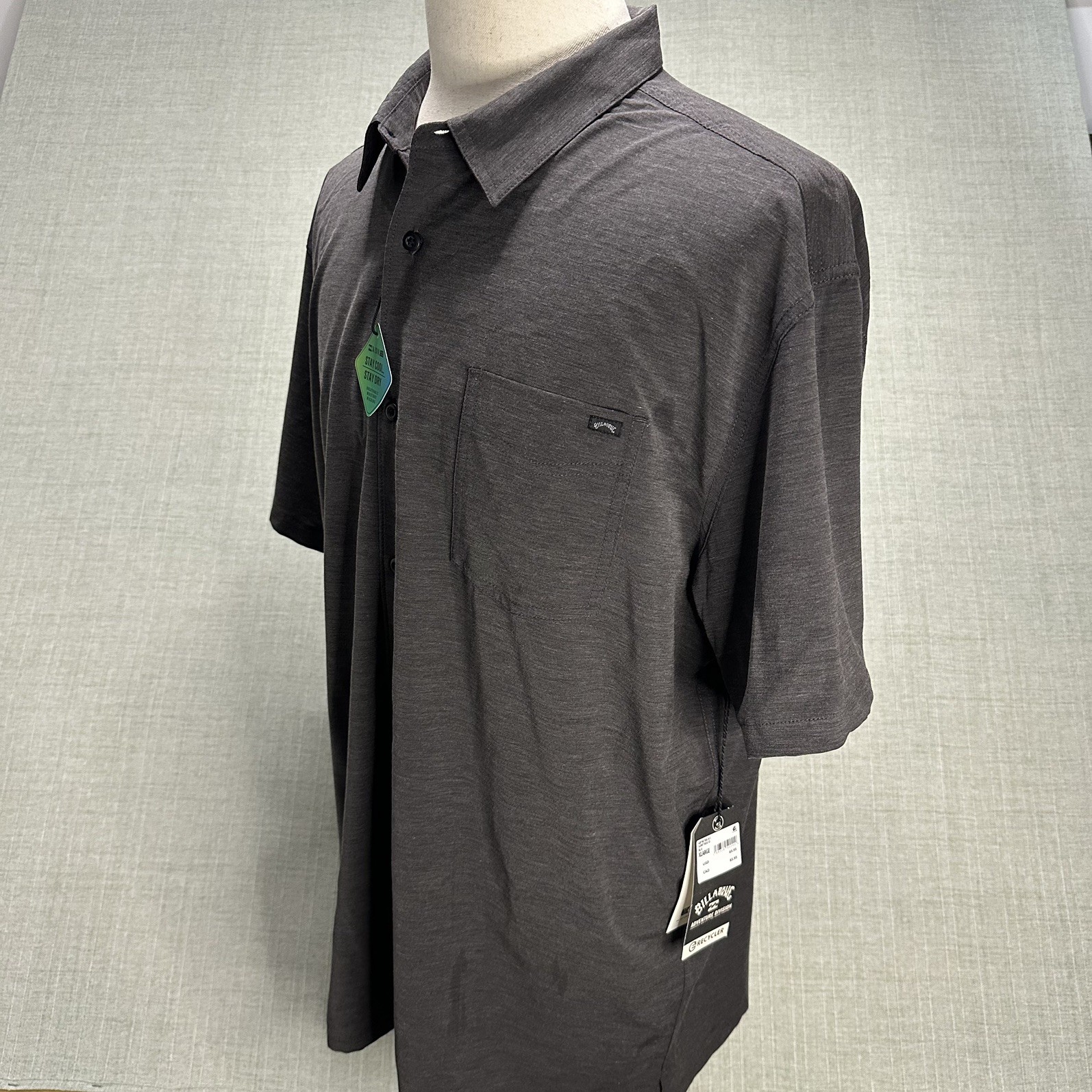 NWT Billabong Button-Up Shirt Surf Trek S/S Stay Dry Black Men’s XL - MSRP $65