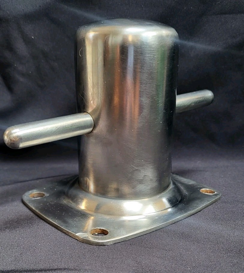 Vetus Stainless Steel Bollard  Boat Parts High Quality  Moorings Bitt Used 