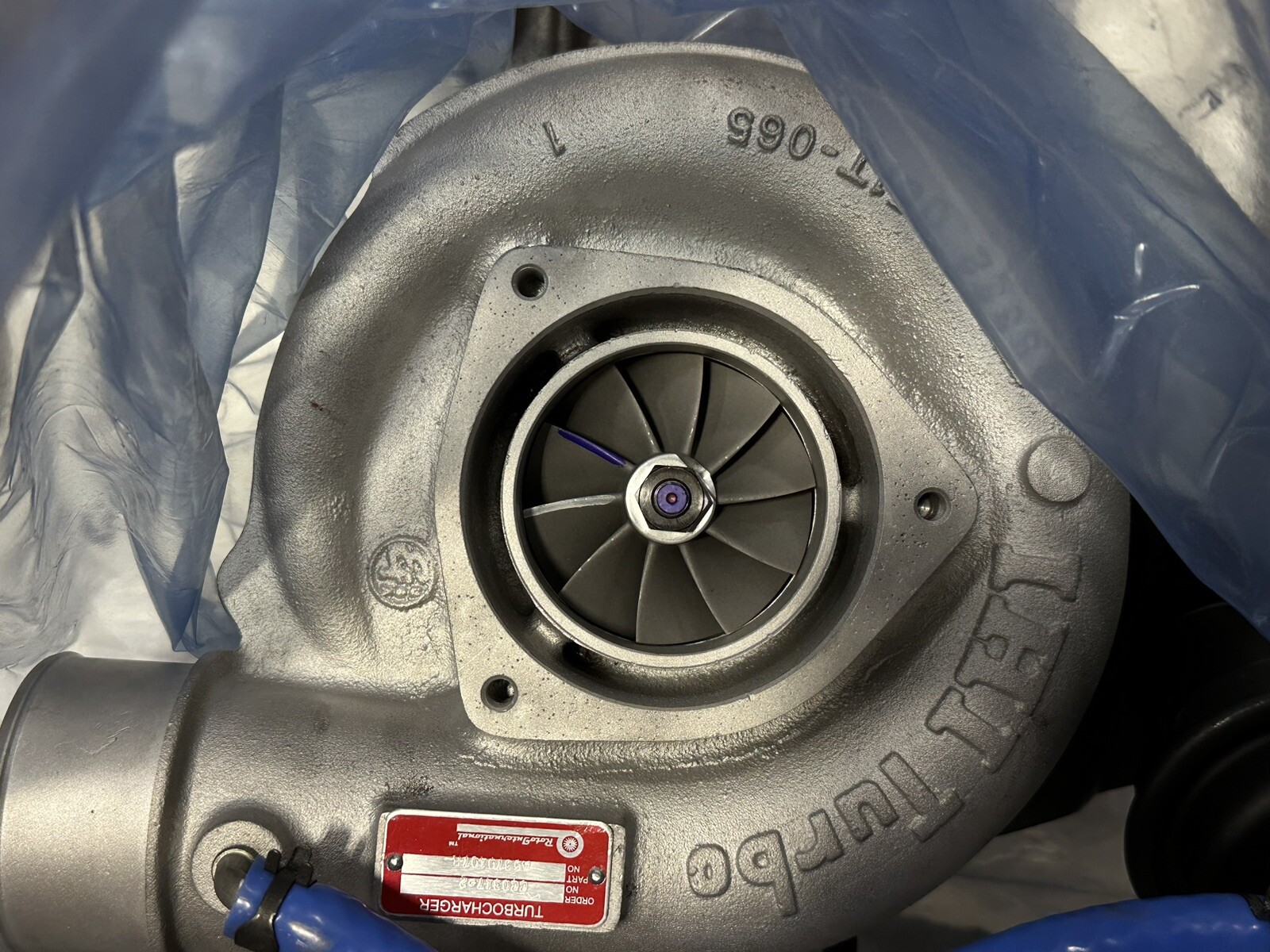 Turbocharger For 2006-2007 GMC Chevrolet (06-07) VIN 2 Rotomaster A8370105R