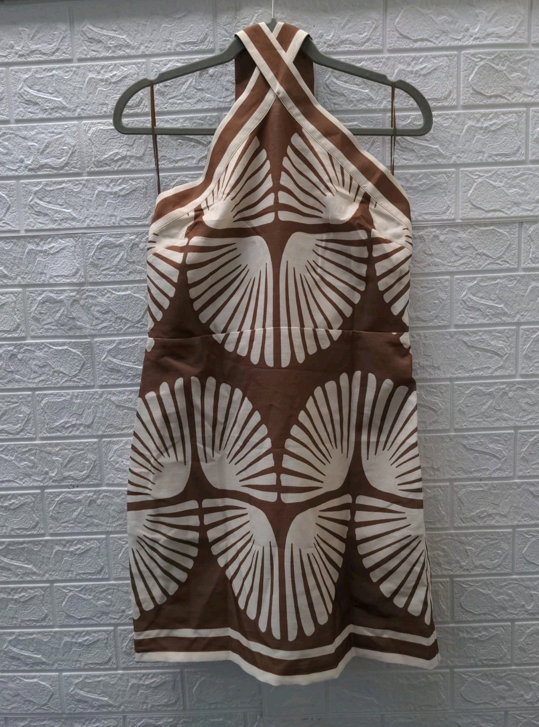 New Avara Carley Brown Halter Mini Dress Size L