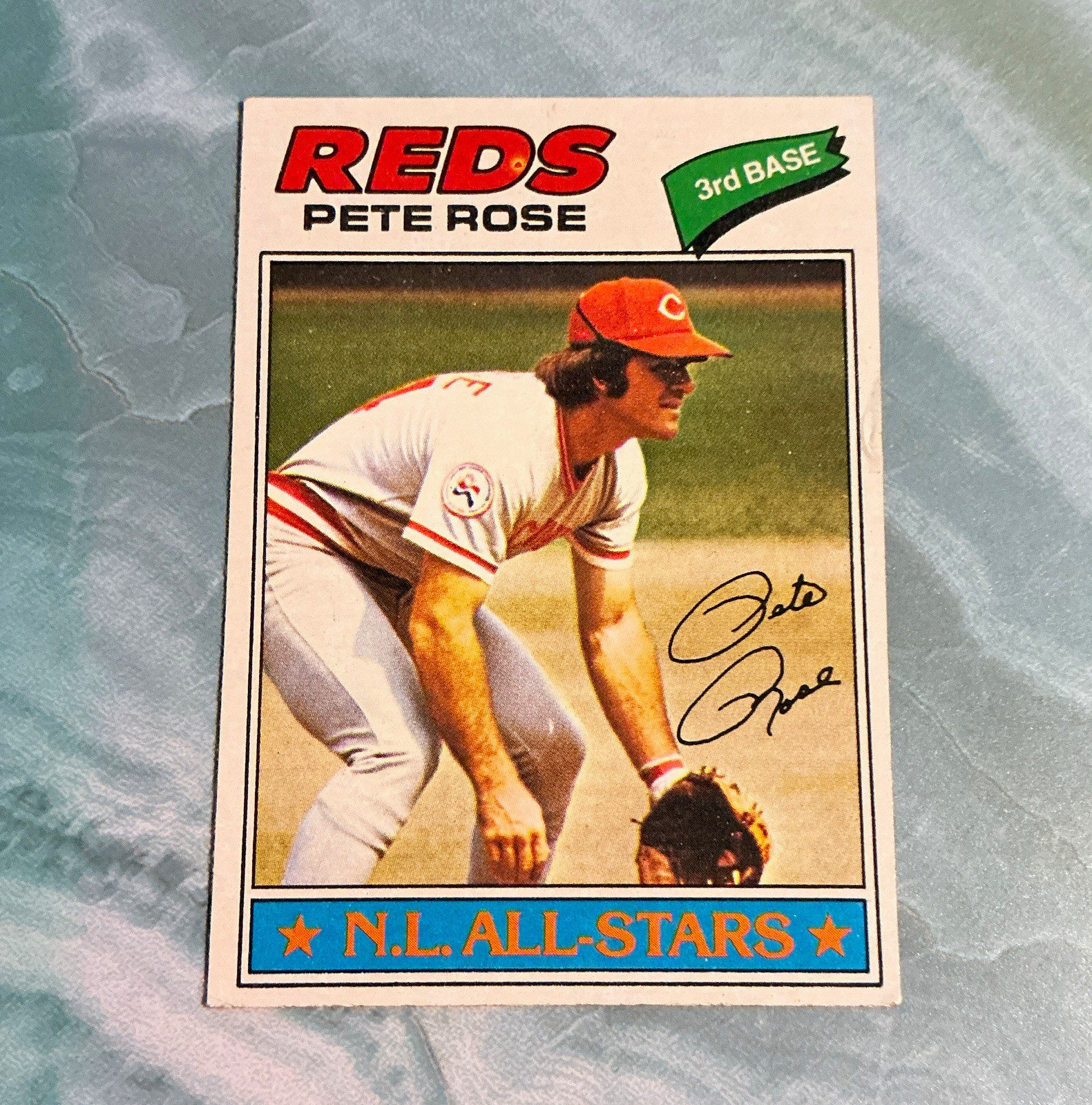 Topps 1977 Topps Pete Rose #450 Cincinnati Reds MLB Base Set Card Topps 1977 Topps Pete Rose #450 Cincinnati Reds MLB Base Set Card