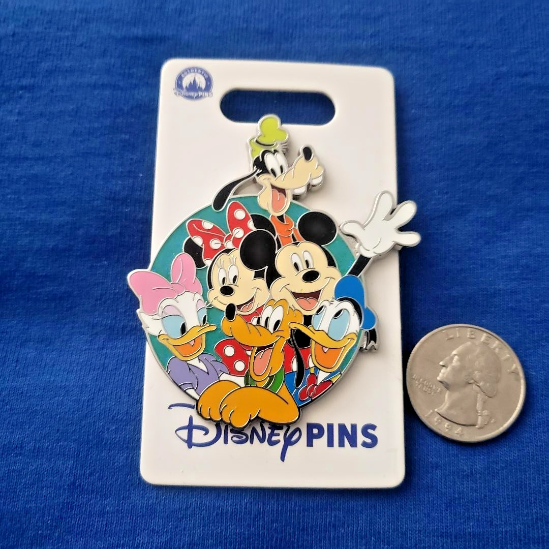 2025 Disney Parks Family Cluster Mickey Minnie Goofy Pluto Donald Daisy OE Pin 2025 Disney Parks Family Cluster Mickey Minnie Goofy Pluto Donald Daisy OE Pin