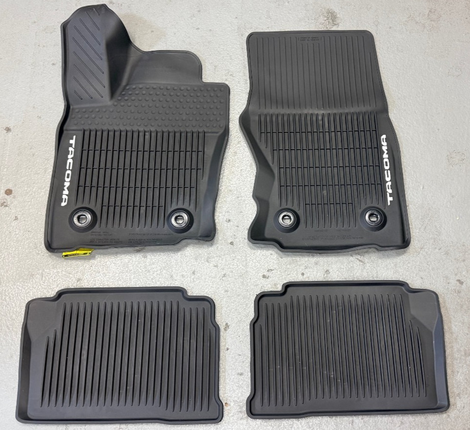 TOYOTA TACOMA 24-26 4PCS FLOOR LINERS AUTOMATIC TRANSMISSION DCAB PT206-35242-20
