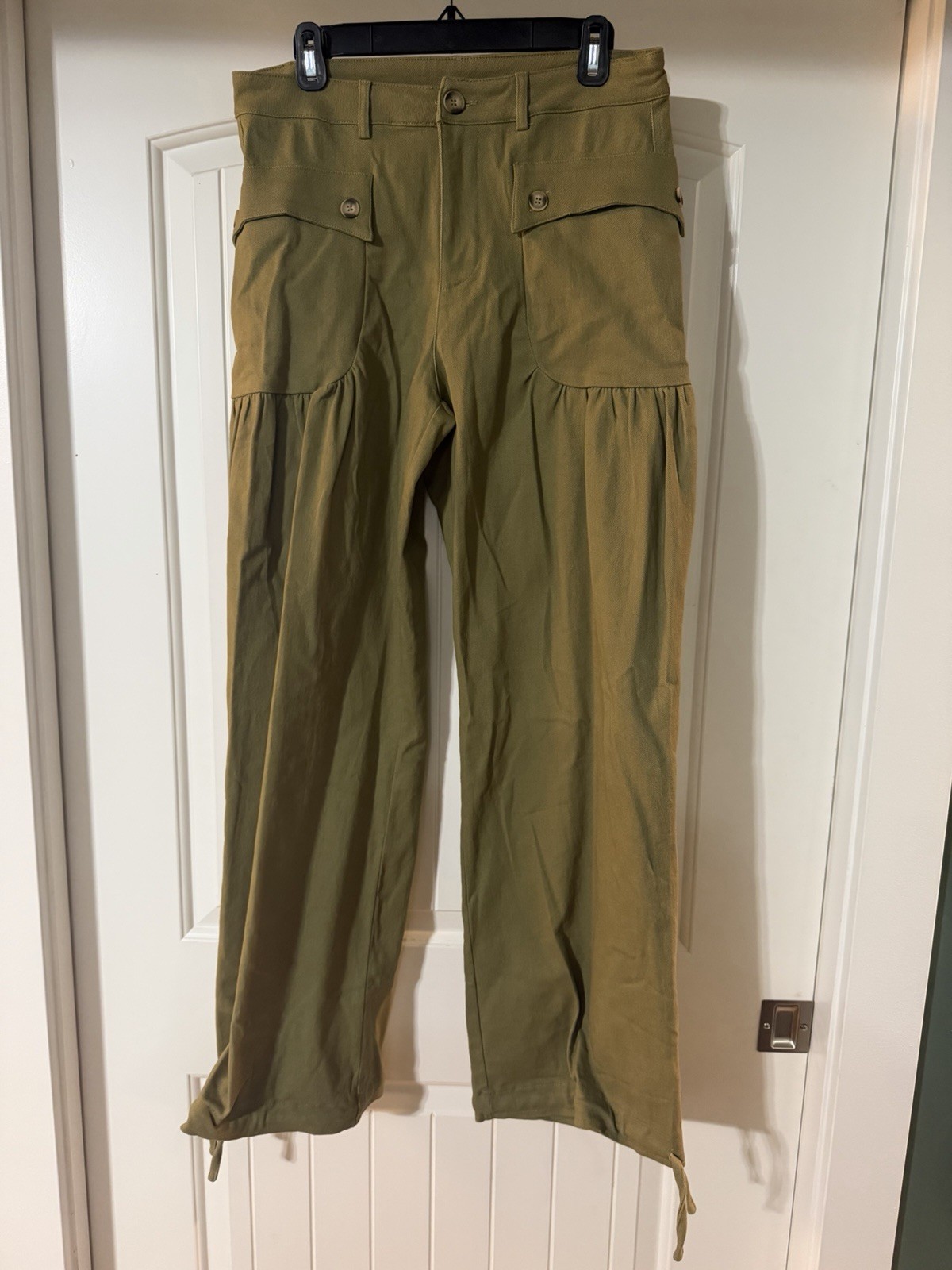 Bohme NWT Lotus Balloon Pant Army Green Olive Women’s Med Sculpted Stretch Fit