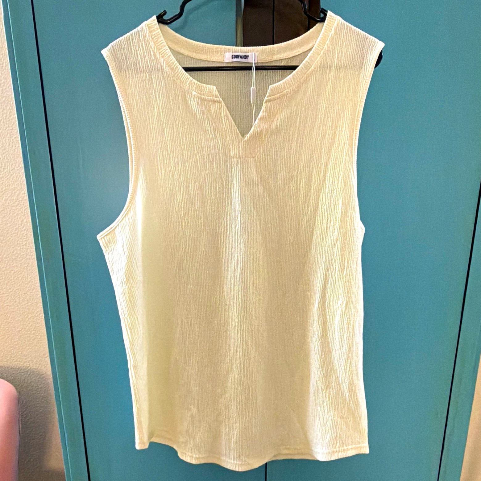 Coofandy Ivory Solid V-Neck Sleeveless Pullover Tank Top Size L