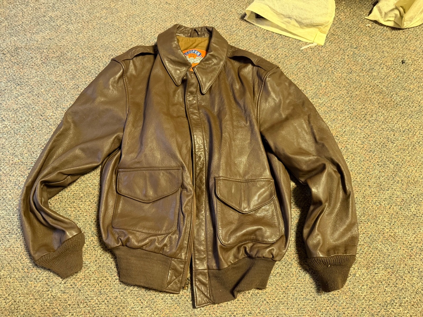 WWII US ARMY AIR CORP A2 PILOT  LEATHER FLYING JACKET-MEDIUM/LARGE LONG 42L