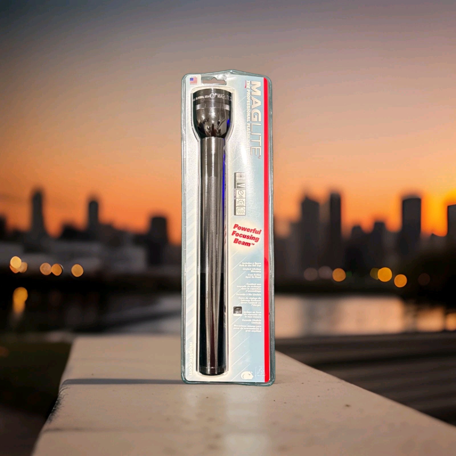 Maglite 4-Cell D Flashlight White Star Incandescent S4D016 Heavy Duty New