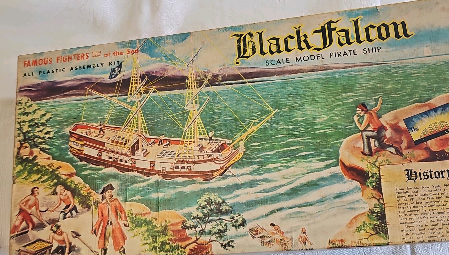 1956 AURORA FAMOUS FIGHTERS BLACK FALCON PIRATE SHIP 1/100 SCALE MODEL KIT #210 1956 AURORA FAMOUS FIGHTERS BLACK FALCON PIRATE SHIP 1/100 SCALE MODEL KIT #210