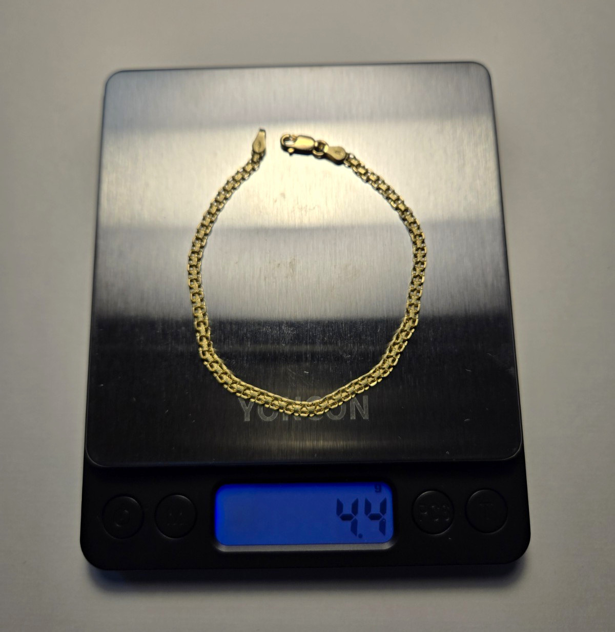 18k Yellow Gold 8in. \