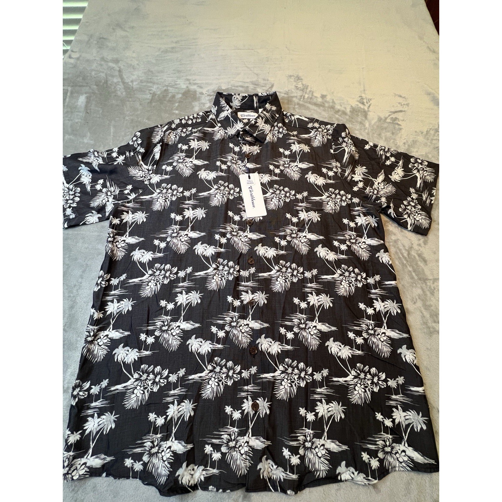 Caribbean Mens Shirt XLT Gray White Hawaiian Camp Big Tall Tropical NWT