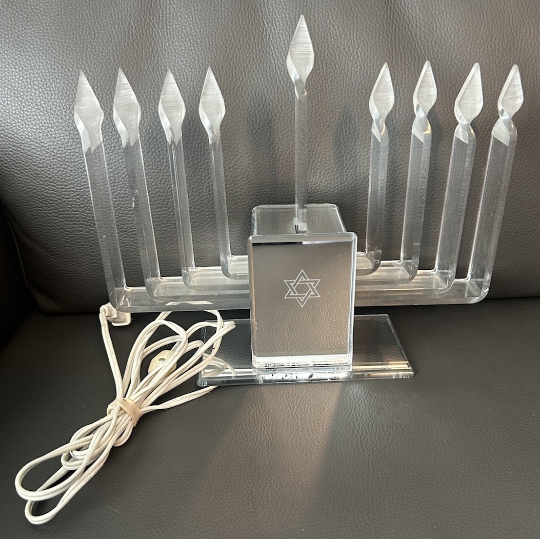 Vintage MCM Jewish Star Acrylic Electric Hanakkuh Menorah Judaica Judaism Works