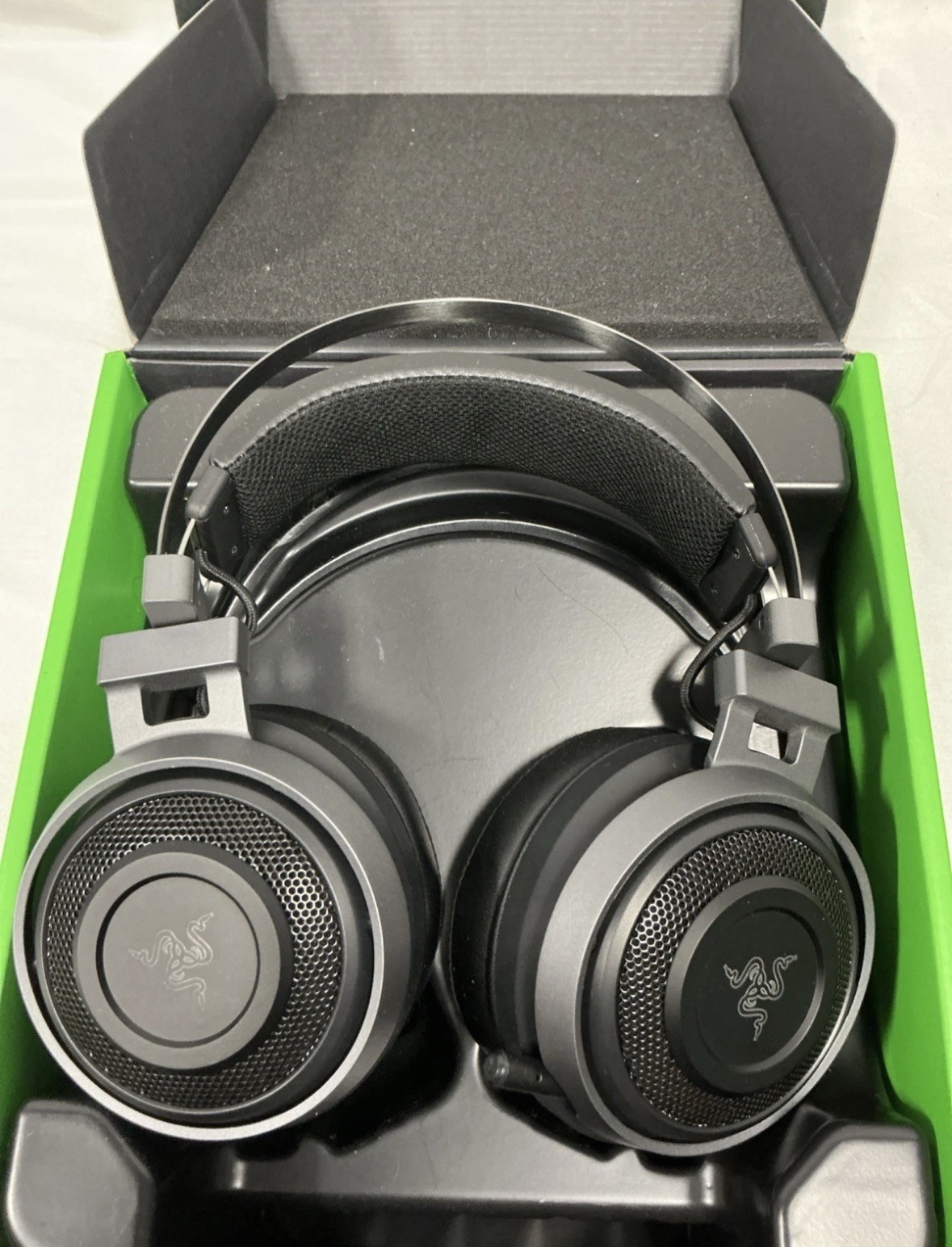 Razor Nari Ultimate Wireless Gaming Headset Razor Nari Ultimate Wireless Gaming Headset