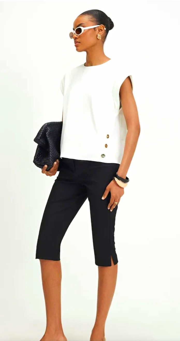 Zara Women’s White Solid Woven Round Neck Keyhole Button Cap Sleeve Blouse  L