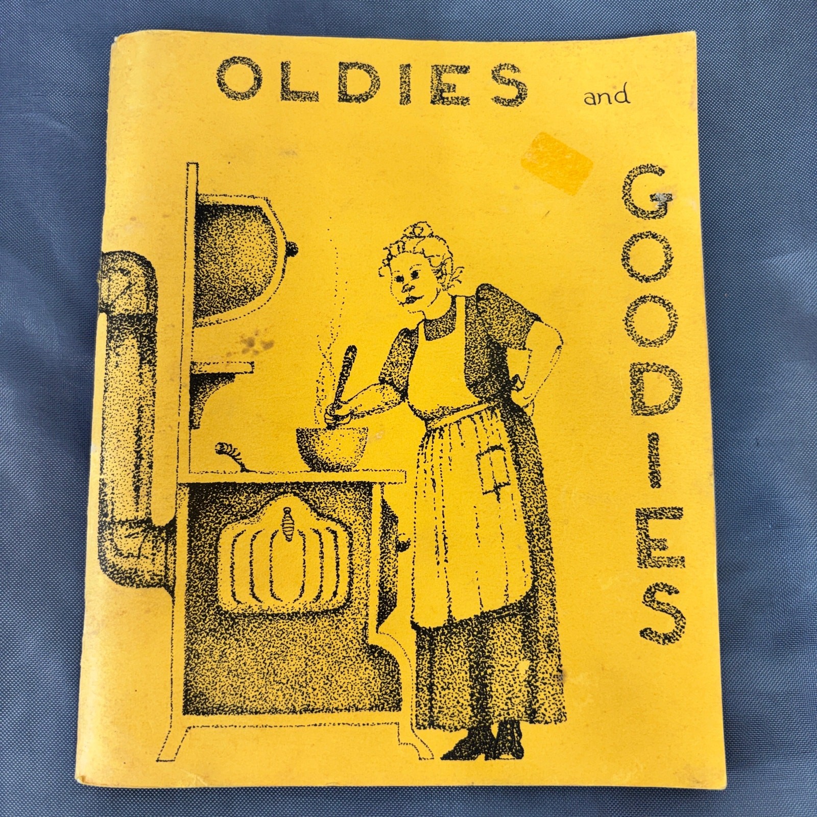 VTG Community Cookbook Dane Co. Wisc. Senior Citizens Oldies & Goodies 1974