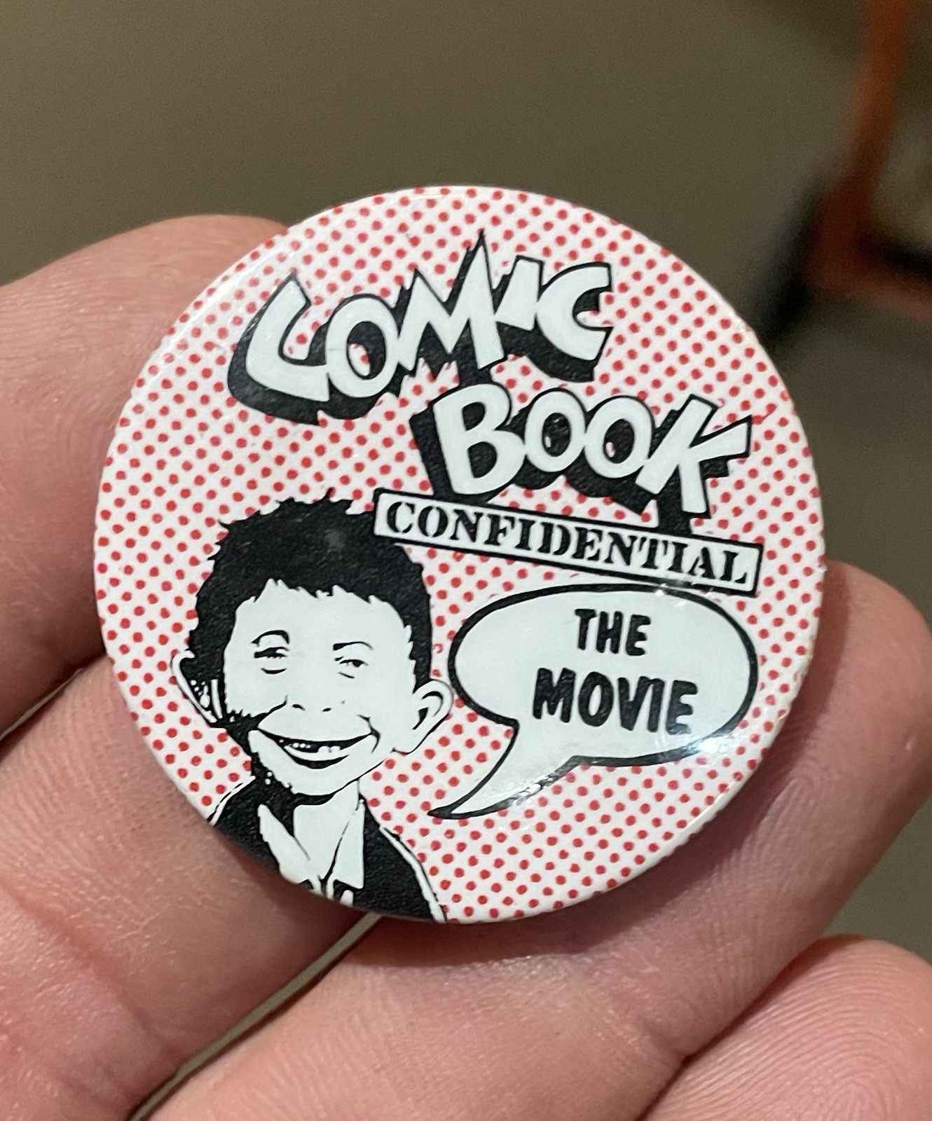 Vintage 1988 Comic Book Confidential The Movie Promo Pin Alfred Neuman Vintage 1988 Comic Book Confidential The Movie Promo Pin Alfred Neuman