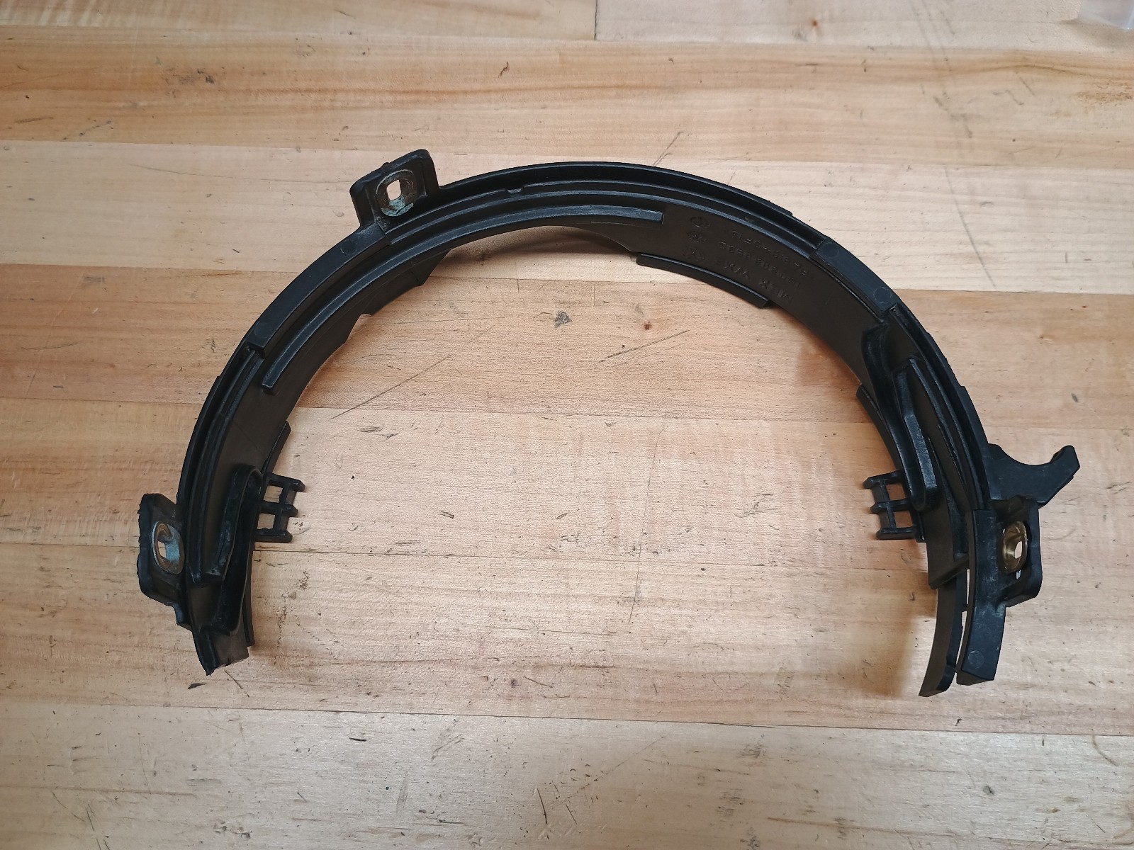 1998-2005 Volkswagen Beetle Left Headlight Locking Retaining Bracket 1C0806653D 1998-2005 Volkswagen Beetle Left Headlight Locking Retaining Bracket 1C0806653D
