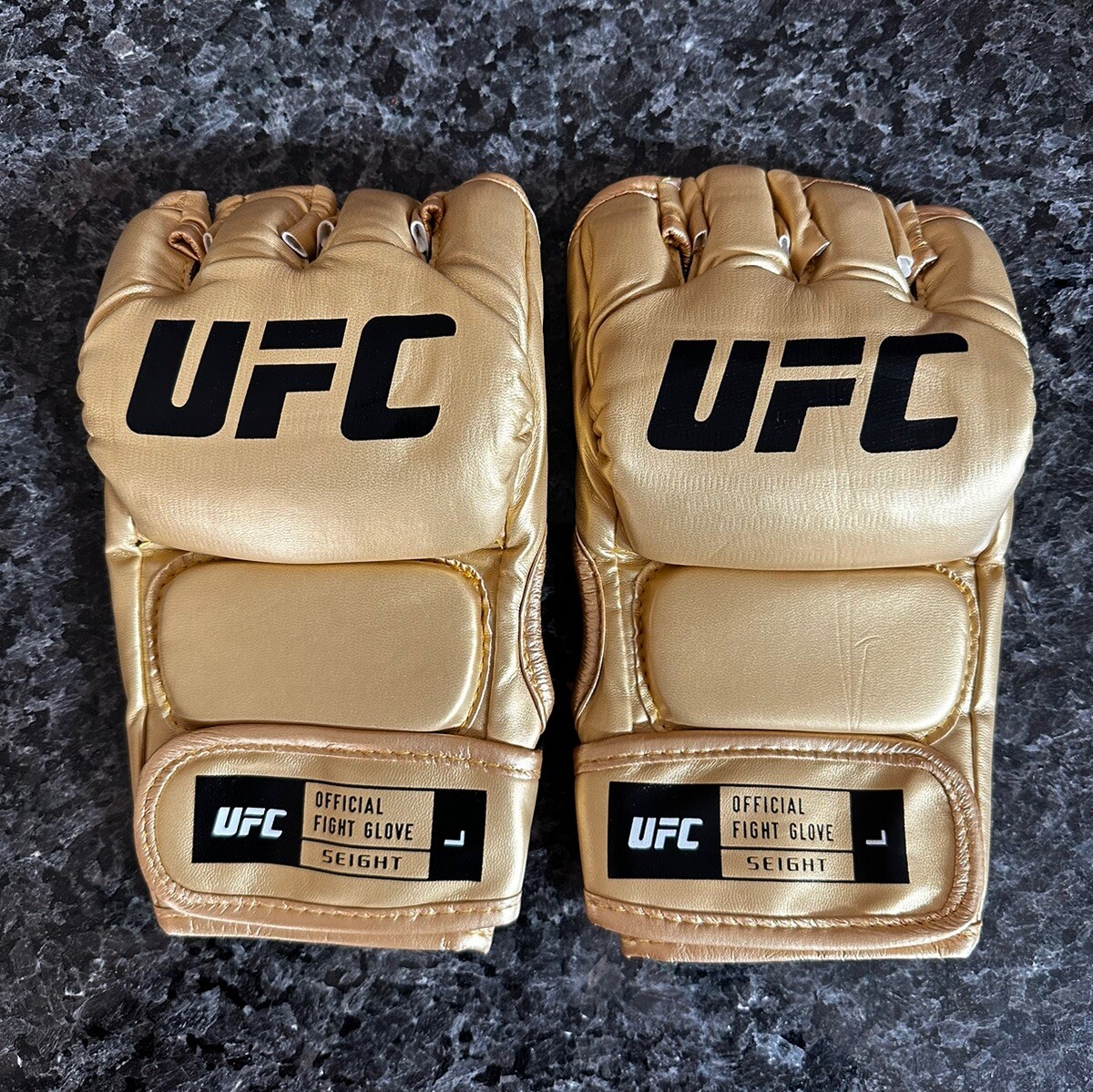 UFC Champion MMA Gold Fight Gloves PAIR Boxing Leather - Great For Autographs UFC Champion MMA Gold Fight Gloves PAIR Boxing Leather - Great For Autographs