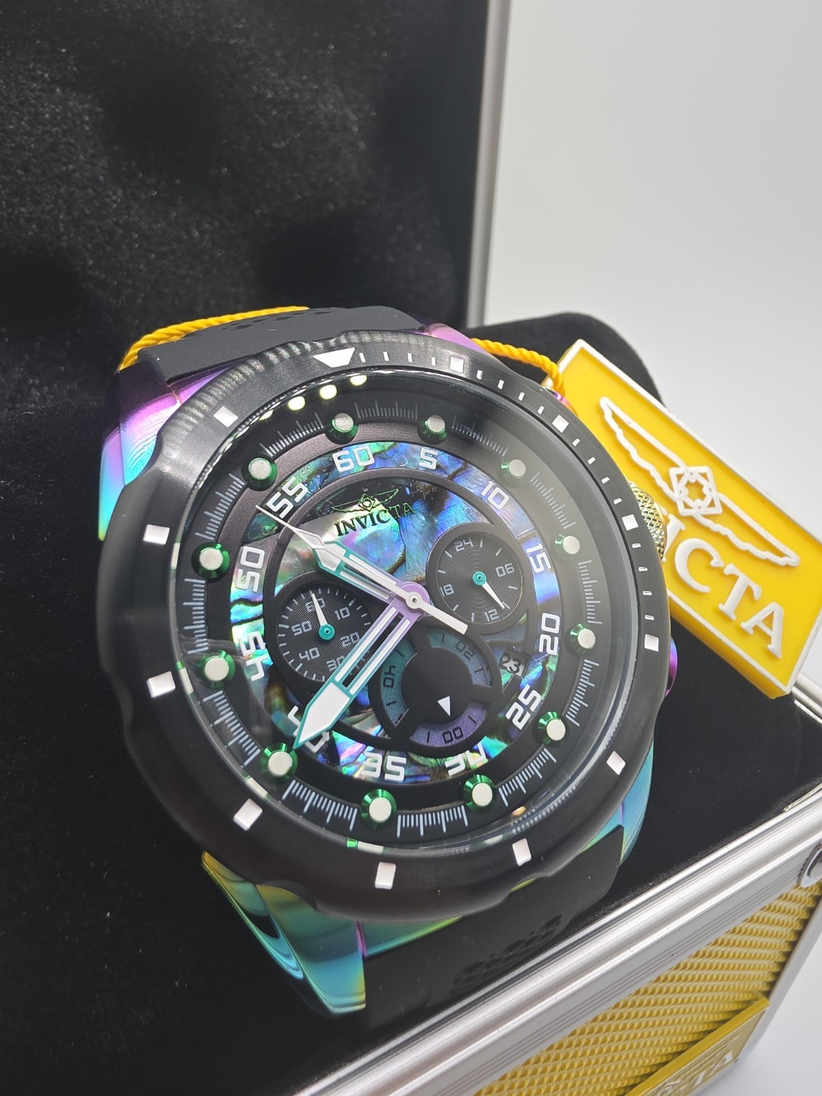 Retail $499.00 Invicta Speedway Men\'s 50mm Rainbow Iridescent Dial Chrono 69835 Retail $499.00 Invicta Speedway Men\'s 50mm Rainbow Iridescent Dial Chrono 69835