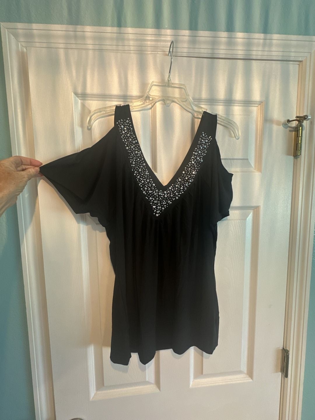 Liberty Wear Black Rhinestone Cold Shoulder Top Size 2X Liberty Wear Black Rhinestone Cold Shoulder Top Size 2X