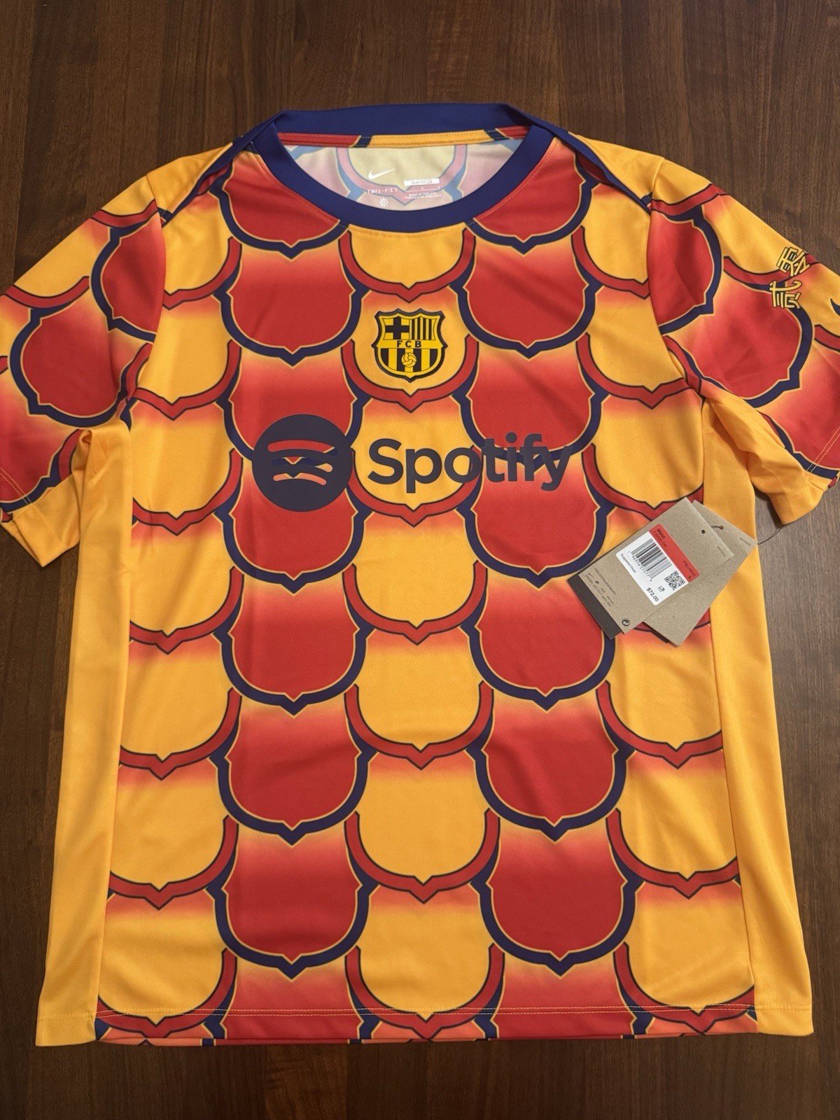 FC Barcelona CNY Pre Match Jersey 2024 - Nike Soccer - Men Large NEW