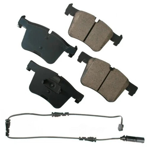 NEW Front Left or Right Disc Brake Pad Set AKEBONO EUR1561A