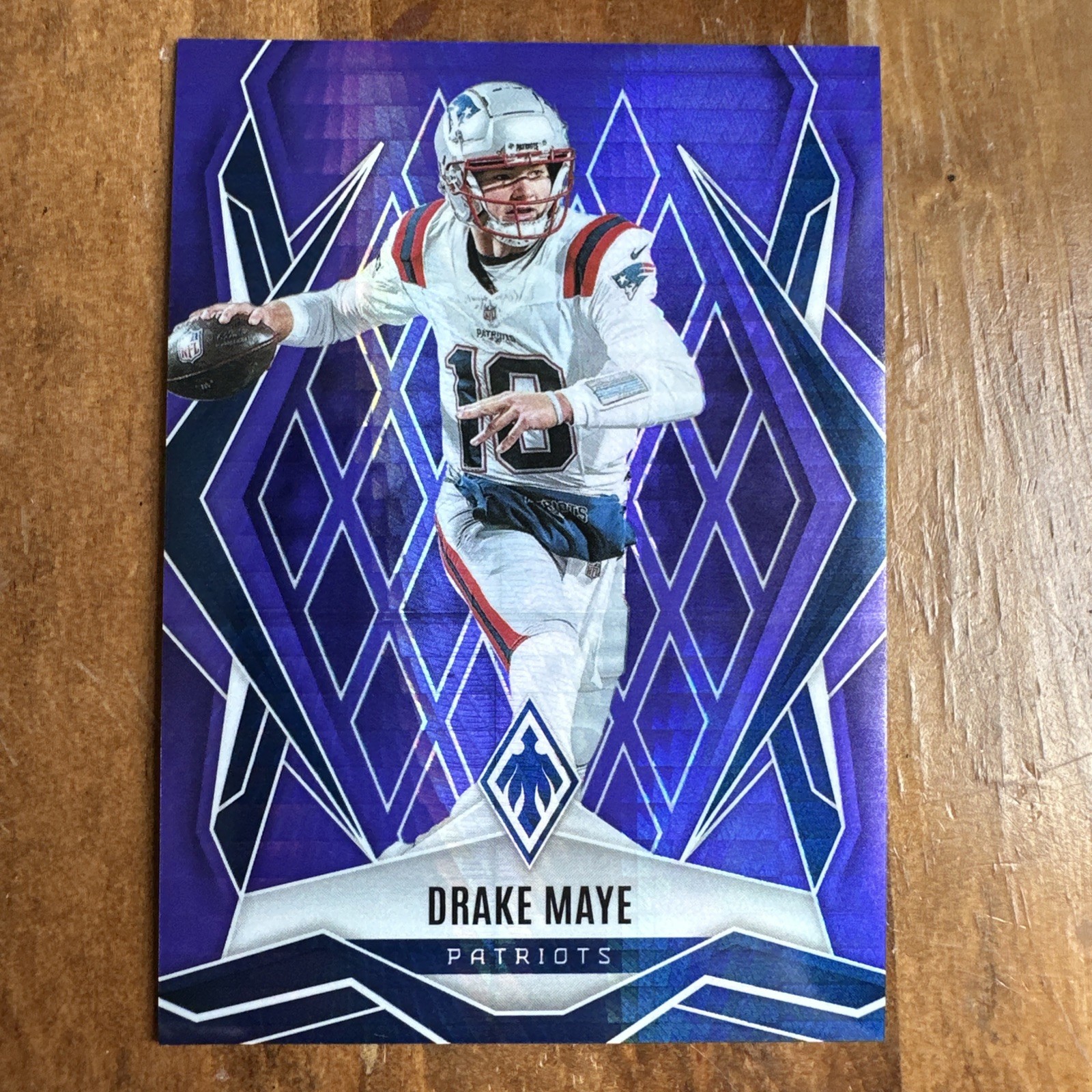 2025 Panini Phoenix - Drake Maye #111 Purple Hyper /249 2025 Panini Phoenix - Drake Maye #111 Purple Hyper /249