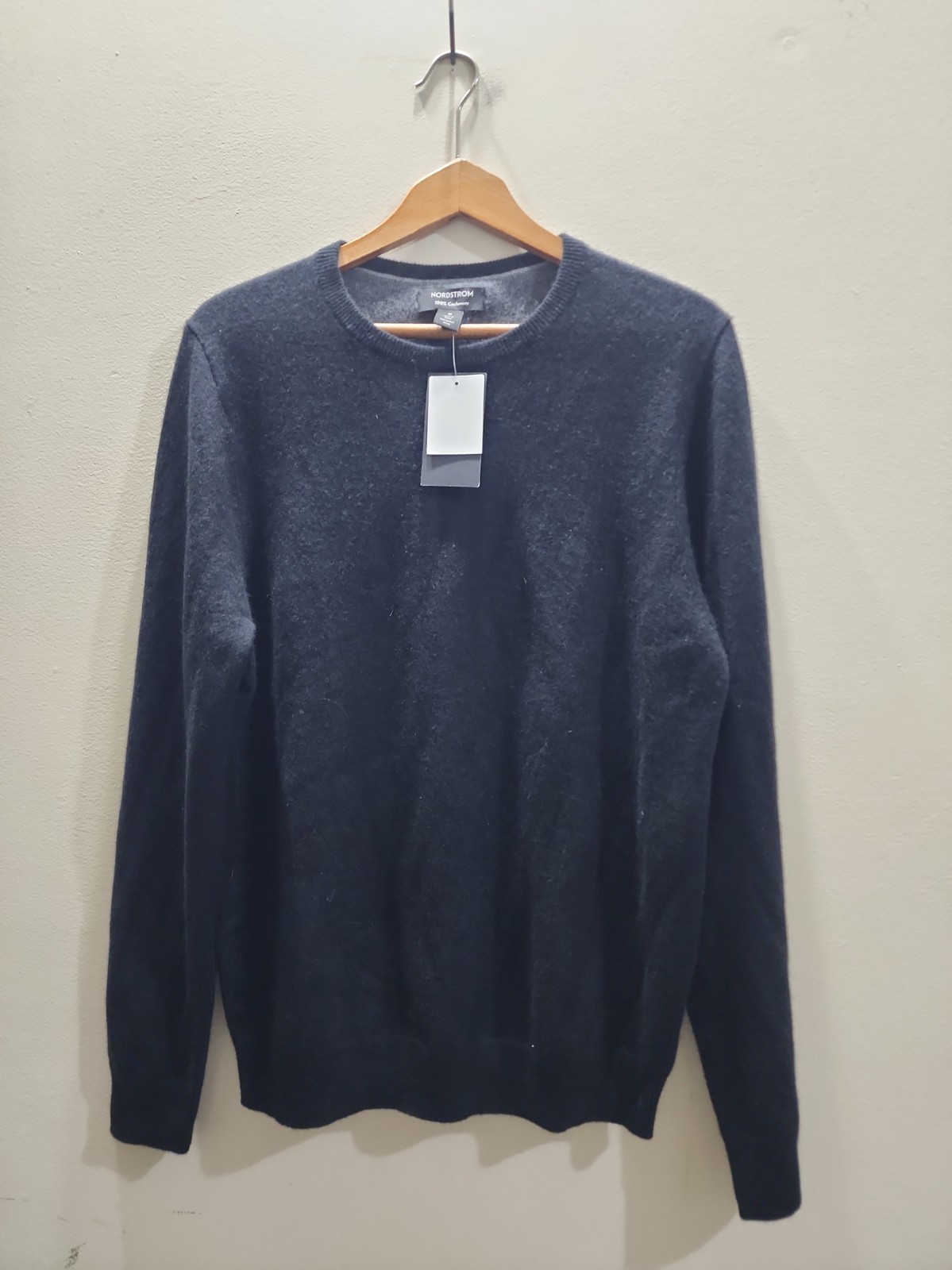 Nordstrom Men’s 100% Cashmere Sweater Men’s Medium Black Crewneck 
