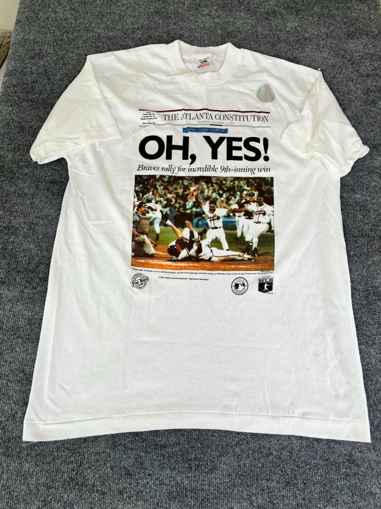 Atlanta Braves Mens T-Shirt White Fruit Of The Loom Graphic VTG NWT SIZE XL