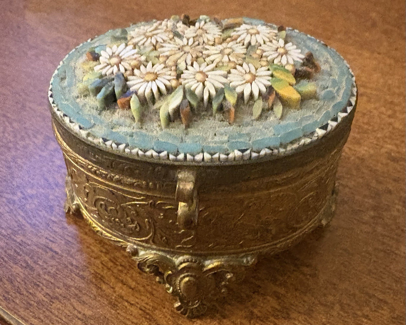 ANTIQUE ITALIAN MICROMOSAIC & Etched Brass Trinket/Jewelry Box Daisy/turq 1880’s ANTIQUE ITALIAN MICROMOSAIC & Etched Brass Trinket/Jewelry Box Daisy/turq 1880’s