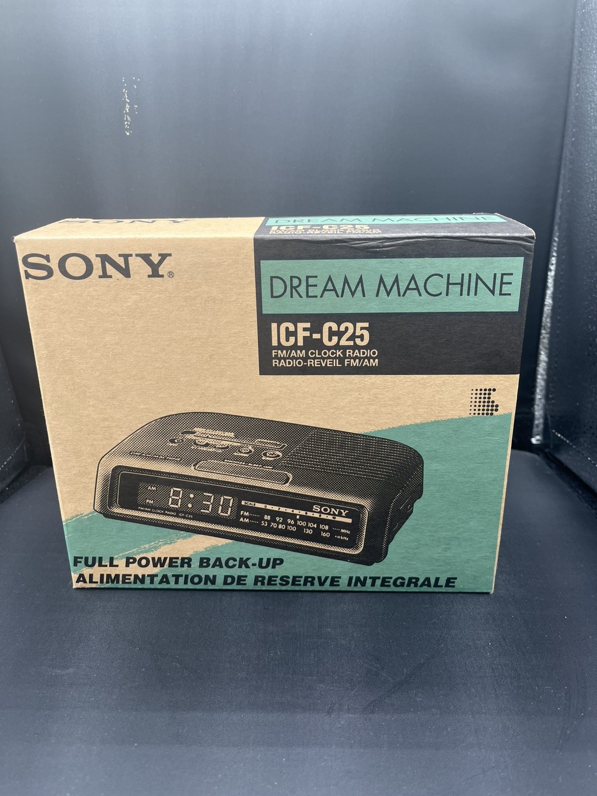 Vintage Sony Dream Machine ICF-C25 Beige AM/FM Analog Clock Radio Alarm Bedside