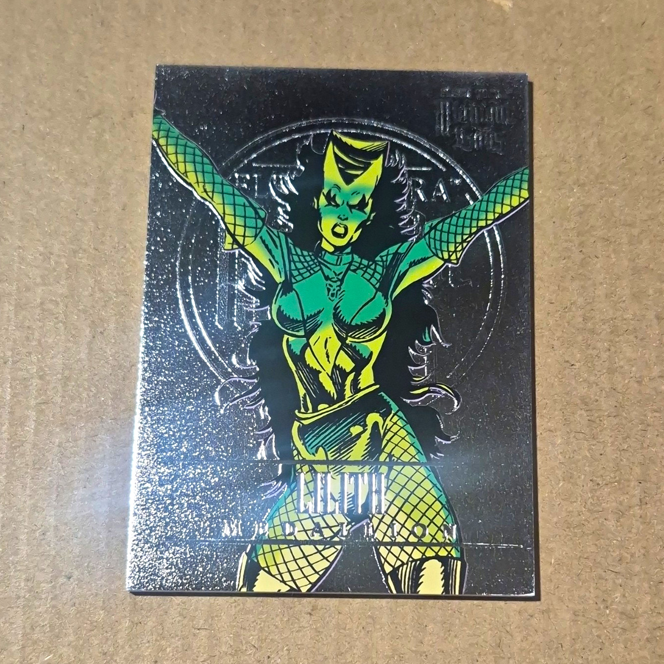 Fleer 2022 Fleer Ultra Midnight Sons Marvel Medallion Lilith Insert M-24