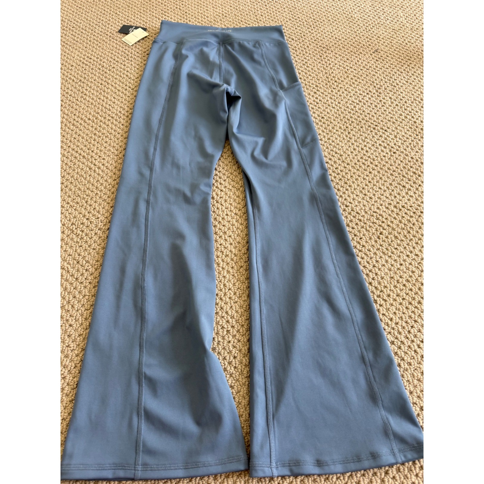 Abercrombie Kids Leggings Your Personal Best Flare 13/14 Blue New with Tags Abercrombie Kids Leggings Your Personal Best Flare 13/14 Blue New with Tags